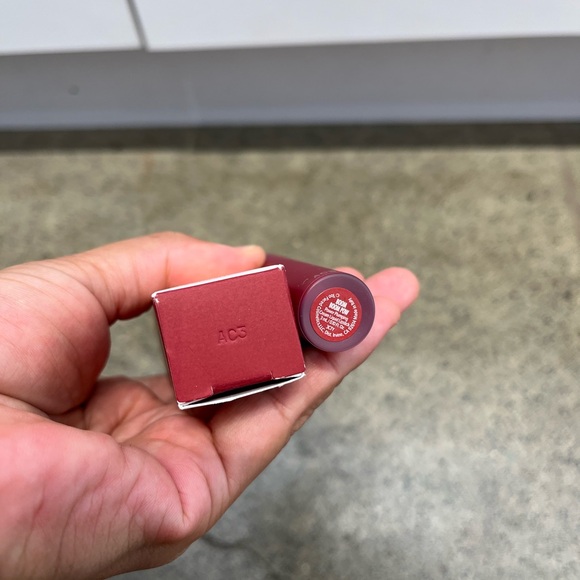 Too Faced Lip Injection Longwear Power Plumping Cream Liquid Lipstick - Picture 7 of 7